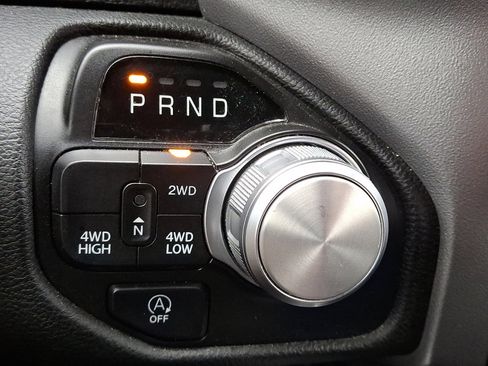 Used 2024 RAM 1500 Laramie image 27