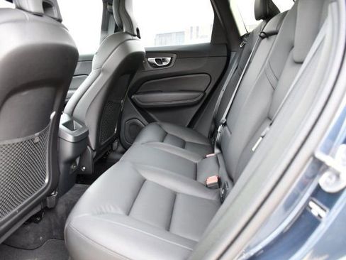 Certified 2025 Volvo XC60 B5 Plus image 15