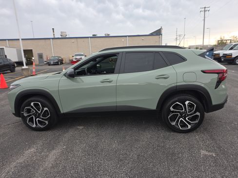 Used 2024 Chevrolet Trax RS w/ Driver Confidence Package image 6