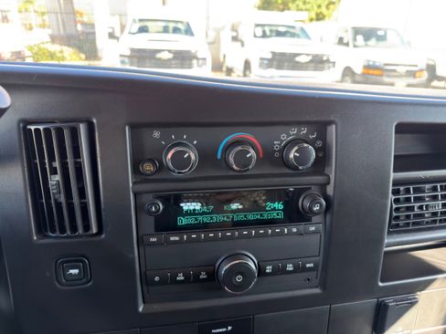 Used 2024 GMC Savana 2500 w/ Driver Convenience Package image 29