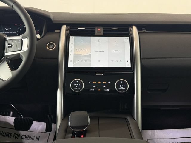 Used 2026 Land Rover Discovery S AWD/4WD image 26