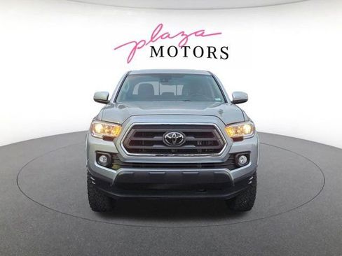 Used 2022 Toyota Tacoma SR5 w/ Technology Package AWD/4WD image 2