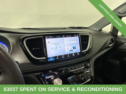 Certified 2023 Chrysler Pacifica Touring-L w/ S Appearance Package AWD/4WD image 24