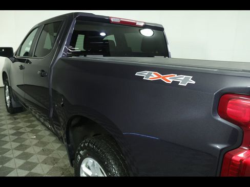 Used 2024 Chevrolet Silverado 1500 LT w/ Protection Package image 16