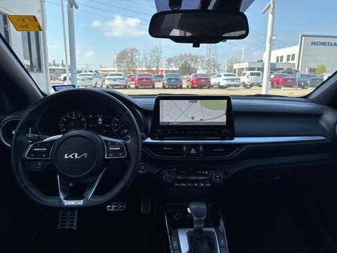 Used 2023 Kia Forte GT-Line w/ GT-Line Premium Package image 8