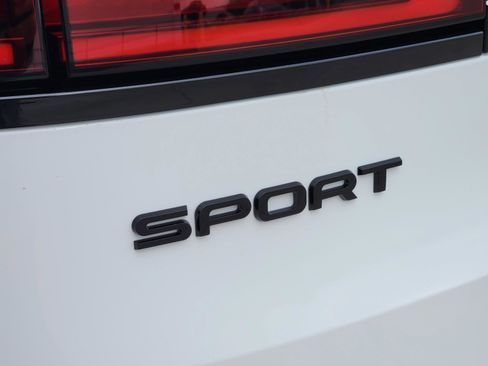 New 2026 Land Rover Range Rover Sport Dynamic SE AWD/4WD image 31