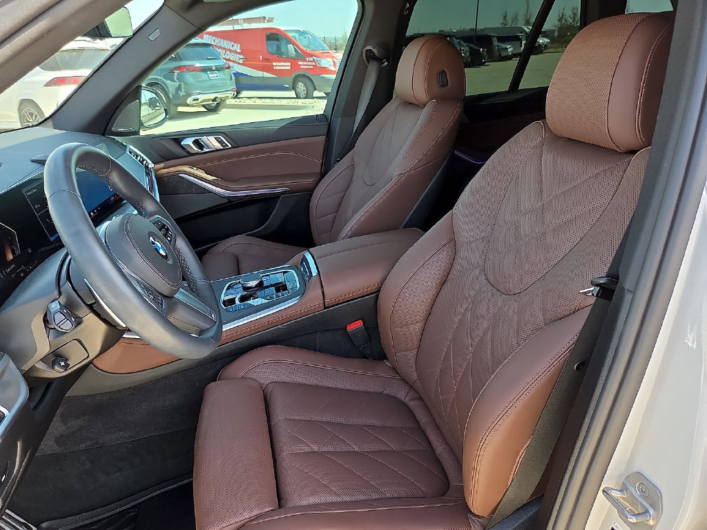 Used 2026 BMW X5 sDrive40i RWD image 16