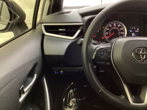 Used 2022 Toyota Corolla SE image 31
