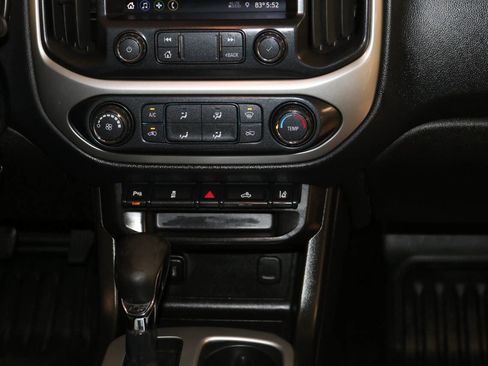 Used 2022 Chevrolet Colorado LT w/ Fleet Safety Package image 51