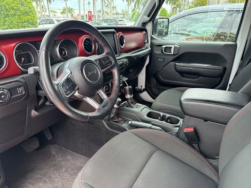 Used 2023 Jeep Wrangler Rubicon w/ Cold Weather Group image 5