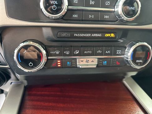 Used 2022 Ford F250 King Ranch w/ King Ranch Ultimate Package image 35