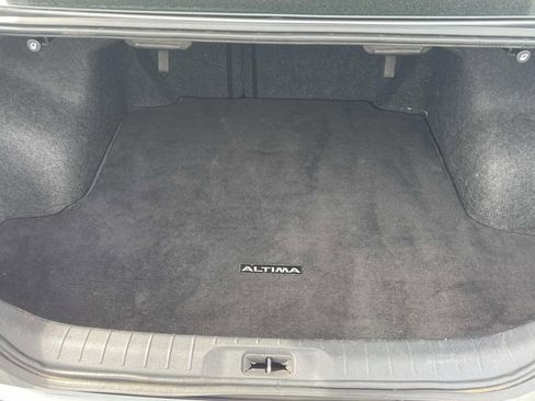 Used 2022 Nissan Altima 2.5 SV image 11