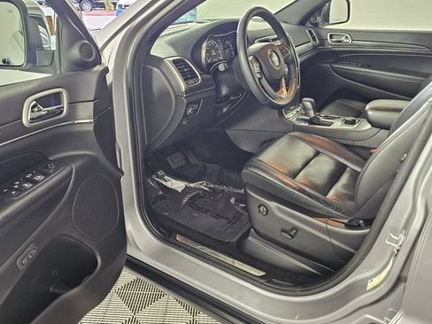 Used 2018 Jeep Grand Cherokee Limited AWD/4WD image 21