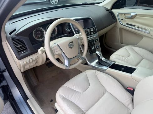Used 2013 Volvo XC60 3.2 image 11