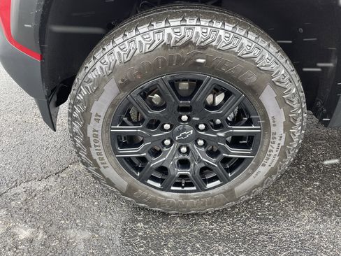 Used 2023 Chevrolet Colorado Trail Boss w/ Advanced Trailering Package image 22