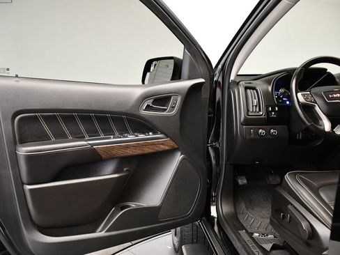 Used 2022 GMC Canyon Denali w/ Denali Black Edition Package image 29