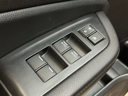 Used 2022 Honda Pilot Special Edition image 17