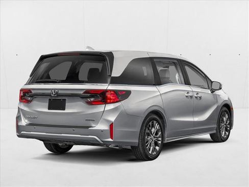 New 2026 Honda Odyssey Touring image 2