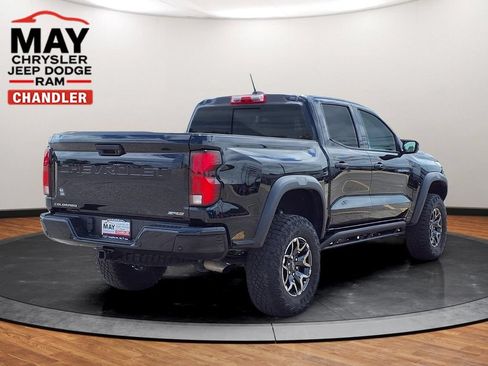 Used 2024 Chevrolet Colorado ZR2 w/ ZR2 Convenience Package III AWD/4WD image 19