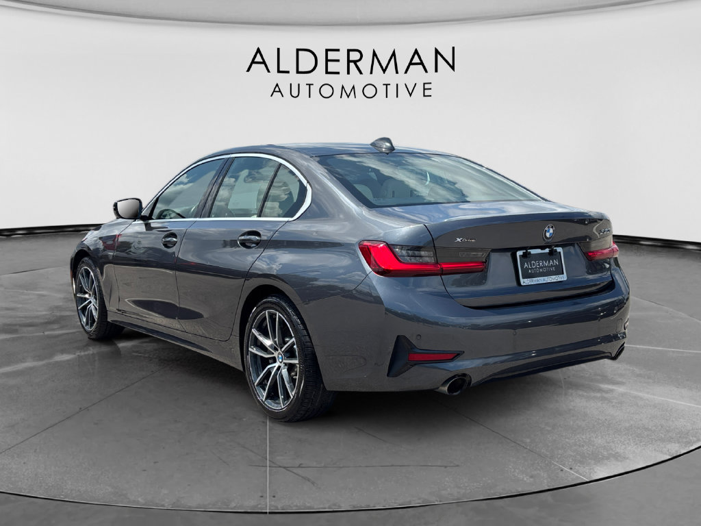 Used 2019 BMW 330i xDrive Sedan w/ Premium Package AWD/4WD image 3