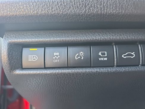 Used 2025 Toyota Camry XLE w/ Premium Plus Package FWD image 17