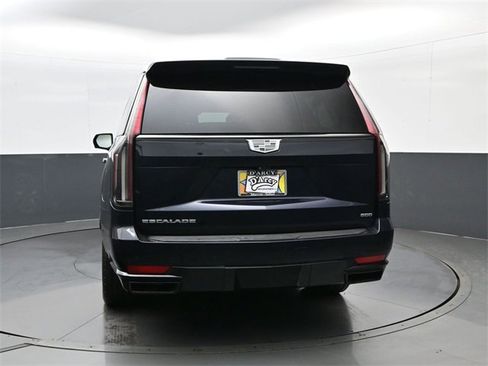Used 2021 Cadillac Escalade ESV Sport Platinum image 6