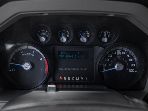 Used 2015 Ford F550 4x4 Regular Cab Super Duty image 14