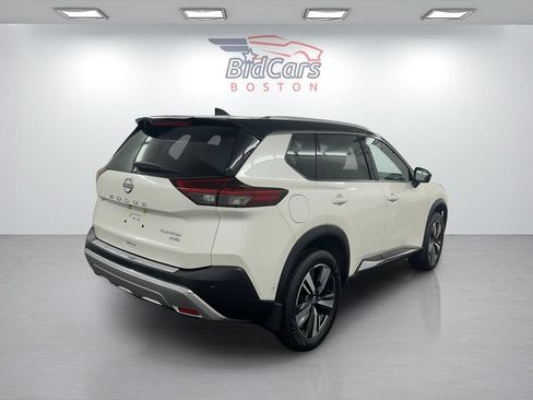 Used 2022 Nissan Rogue Platinum w/ Head-Up Display Package AWD/4WD image 4