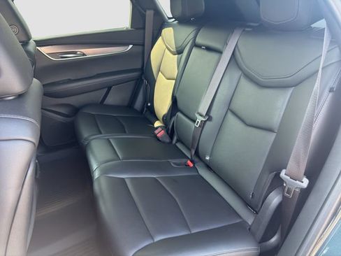 Used 2021 Cadillac XT5 Luxury FWD image 14