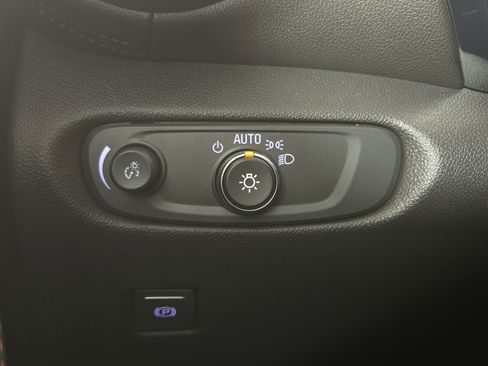 Used 2024 Chevrolet Blazer RS w/ Driver Confidence II Package image 27