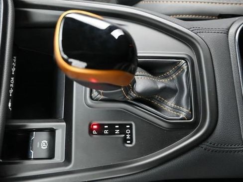 Used 2025 Subaru Outback Wilderness w/ Wilderness Package image 38