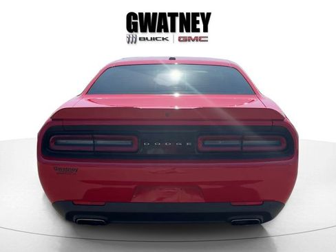 Used 2021 Dodge Challenger GT image 6