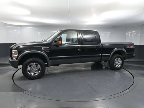 Used 2008 Ford F250 FX4 AWD/4WD image 9