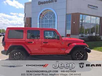 Used 2025 Jeep Wrangler Unlimited Sahara w/ Safety Group