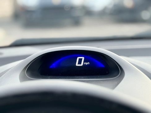 Used 2013 Honda Insight EX image 26