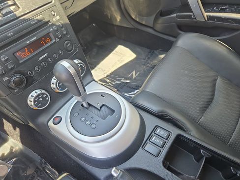Used 2006 Nissan 350Z Touring w/ (N93) Cargo Convenience Pkg RWD image 19