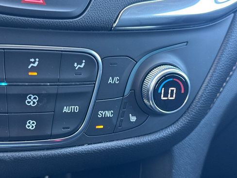 Used 2019 Chevrolet Equinox Premier FWD image 28