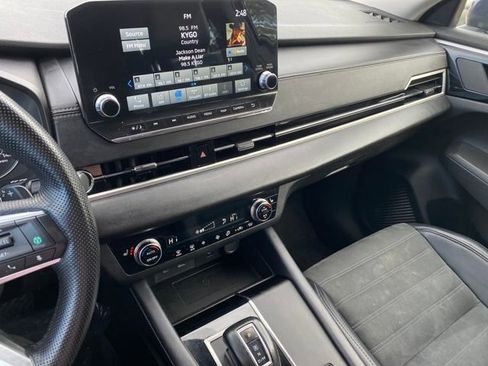 Used 2024 Mitsubishi Outlander SE image 22