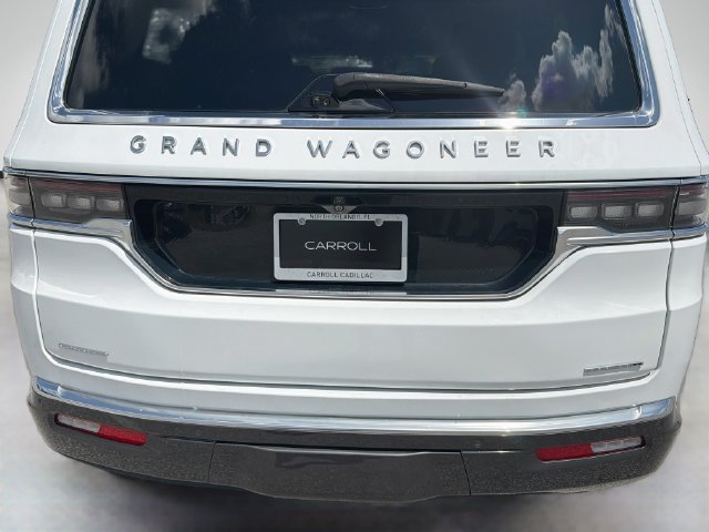 Used 2022 Jeep Grand Wagoneer Series II w/ Convenience Group III AWD/4WD image 11