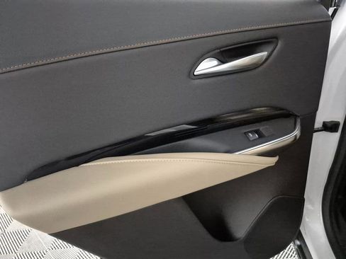 Used 2024 Cadillac XT4 Luxury w/ Cold Weather Package image 24