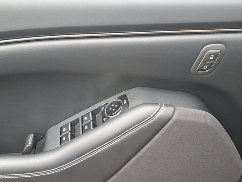 Used 2023 Ford Mustang Mach-E Select image 17