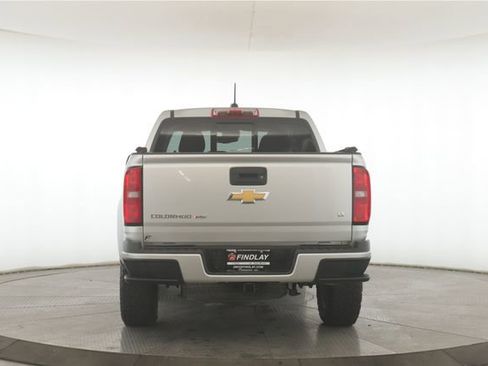 Used 2018 Chevrolet Colorado LT w/ LT Convenience Package image 11