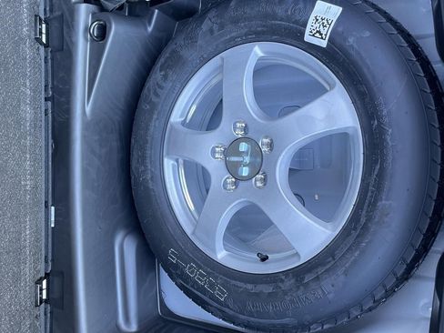 Used 2025 Jeep Grand Cherokee Altitude image 27