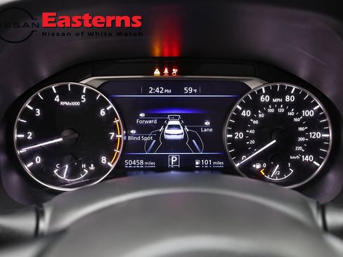 Used 2025 Nissan Altima 2.5 SV FWD image 17
