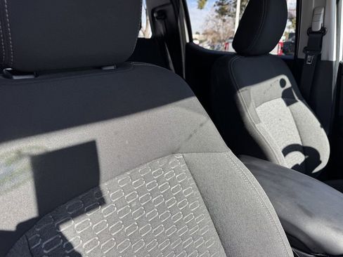 Used 2025 Ford Ranger XL image 7