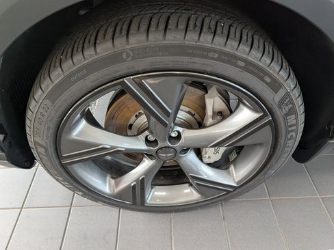 Used 2025 Genesis GV80 3.5T Prestige AWD/4WD image 3