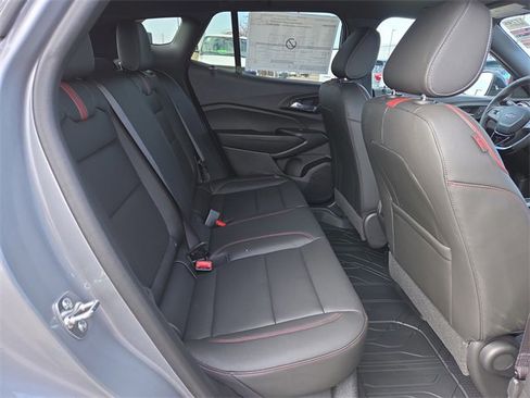 New 2026 Chevrolet Trax RS w/ Sunroof Package image 17