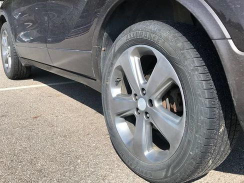 Used 2013 Buick Encore Convenience FWD image 4