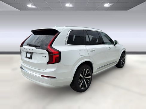 New 2026 Volvo XC90 B5 Core AWD/4WD image 9