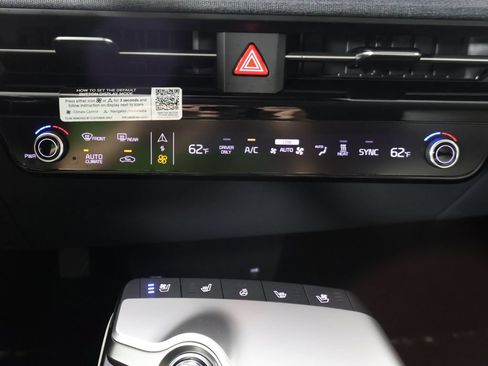 Used 2023 Kia EV6 Wind AWD/4WD image 46